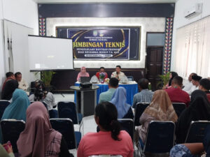 Dinas Sosial Bombana Gelar Bimtek Pengelolaan Bantuan Ekonomi Produktif untuk Keluarga Miskin