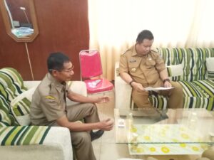 Ramai Warga Mubar Migrasi ke Muna, Bupati Muna : Mereka Rata-Rata ASN dan Honorer yang Tidak Nyaman di Mubar