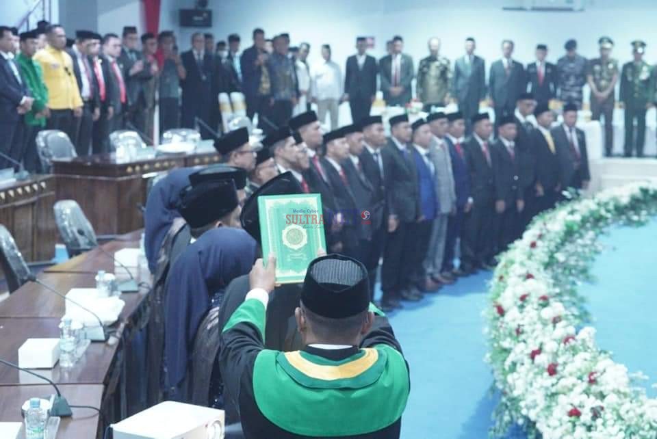 Pelantikan dan Pengambilan Sumpah Anggota DPRD Kolaka Utara