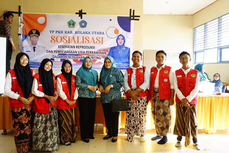 Foto bersama usai melaksanakan sosialisasi