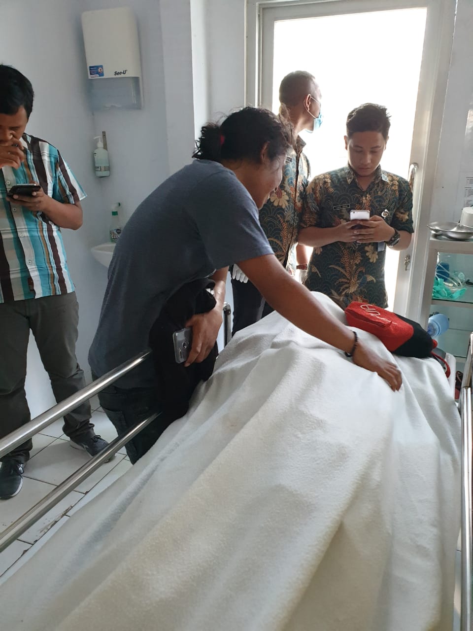 Gambar pada saat di rumah sakit korem kota kendari