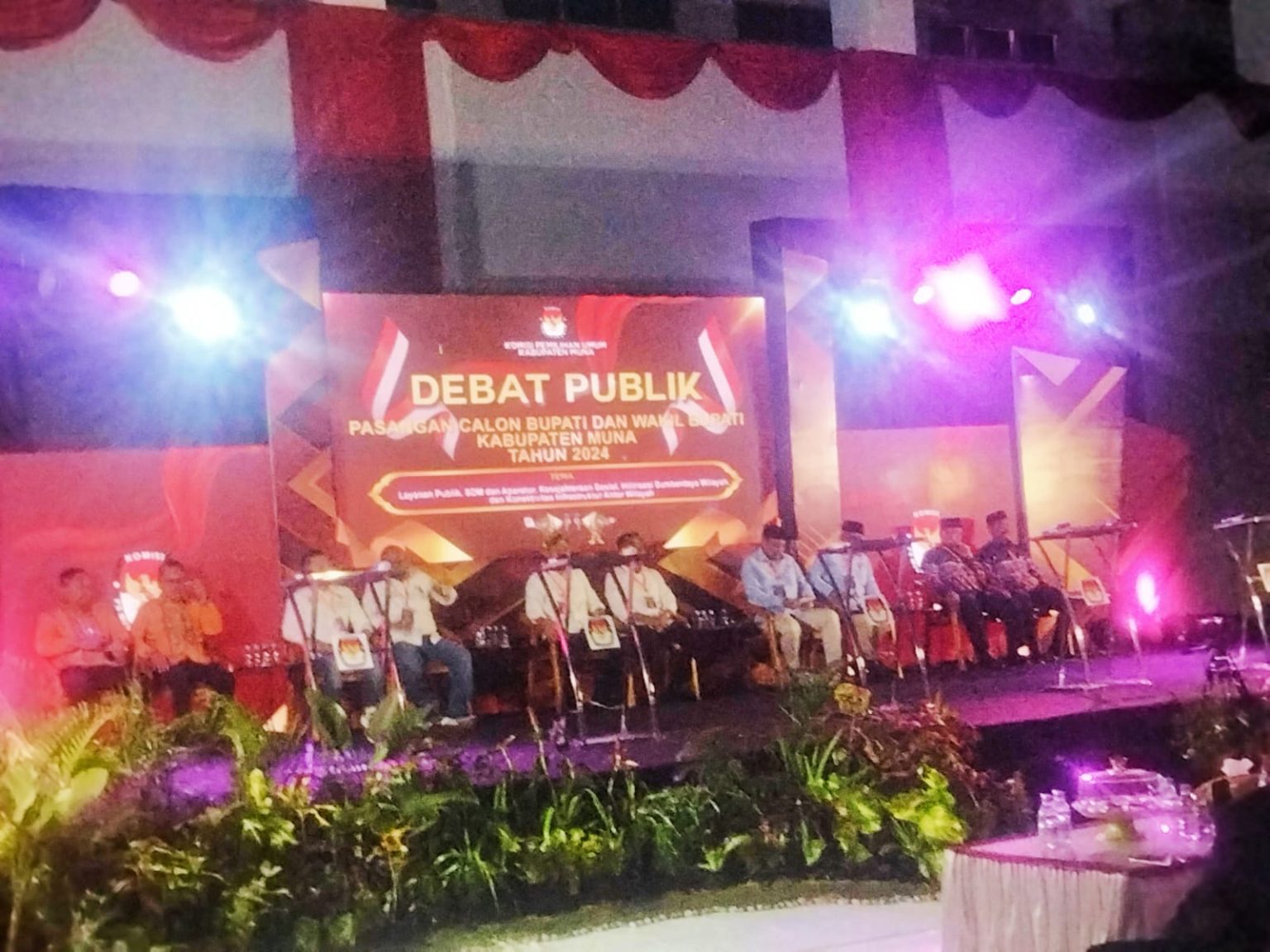 Lima Paslon Bupati dan Wakil Bupati Muna saat pelaksanaan Deba