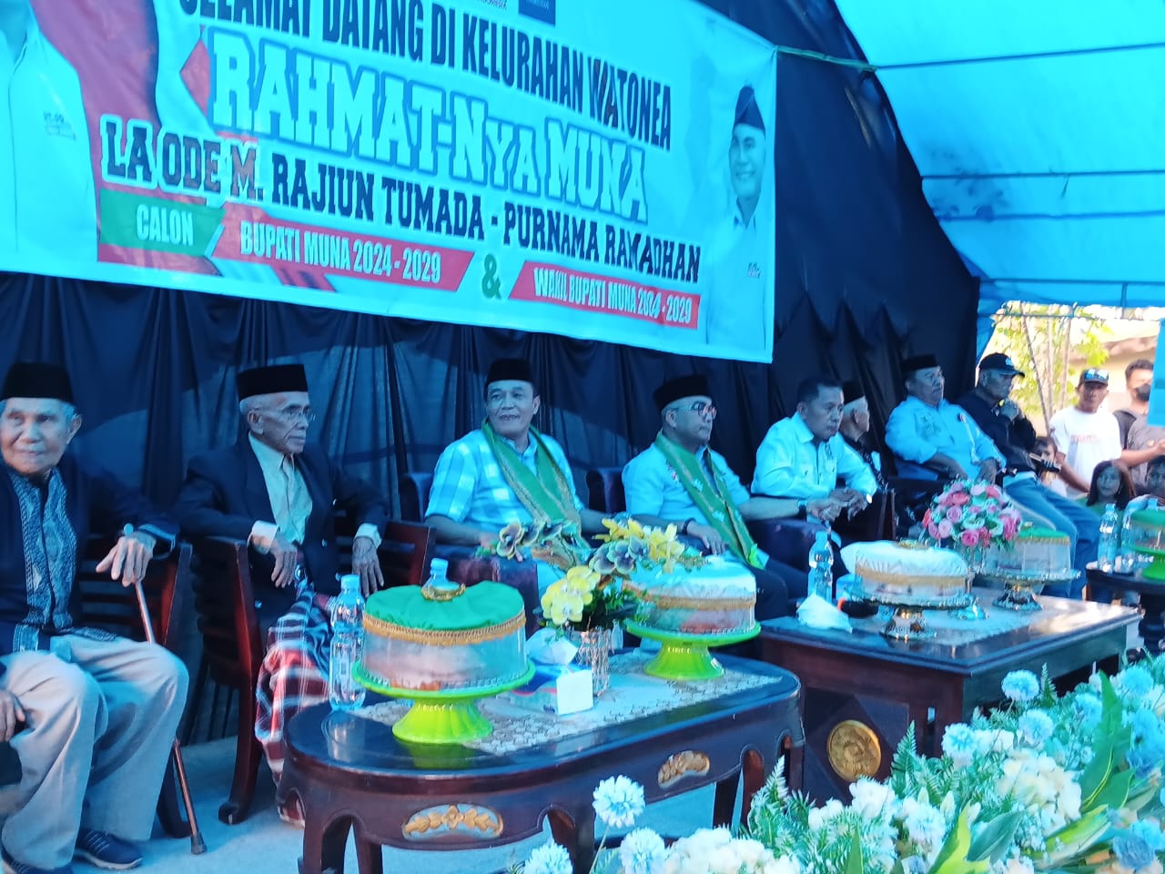 RahmaTnya Muna saat berkunjung ke Watonea