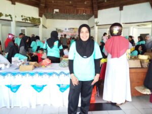 Jelang Hari Raya Idul Fitri 1440H, TP PKK Muna Gelar Pasar Murah