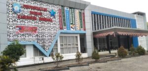 Pelayanan di Kantor Dinas Perpustakaan Bombana Nyaris Lumpuh