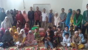 Tunaikan Tri dharma Perguruan Tinggi, Mahasiswa STAI YPIQ Baubau Kunjungi Panti Asuhan