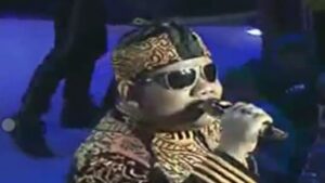 Kisah Inspirasi Subro, Pedangdut Tunanetra Pergi Haji