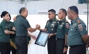 Dandim Bombana Raih Penghargaan atas Sertifikasi Lahan Hibah Terluas untuk Pos Koramil