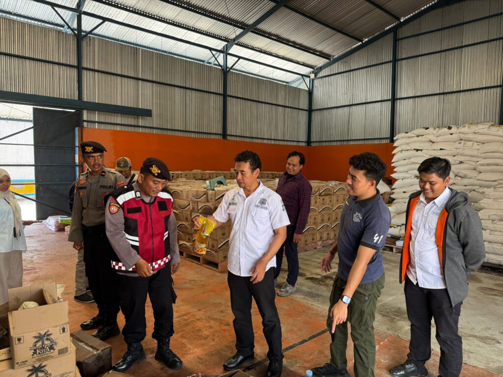 Ramadan Aman, Polres Bombana Pastikan Stok Beras dan Minyak Goreng Cukup
