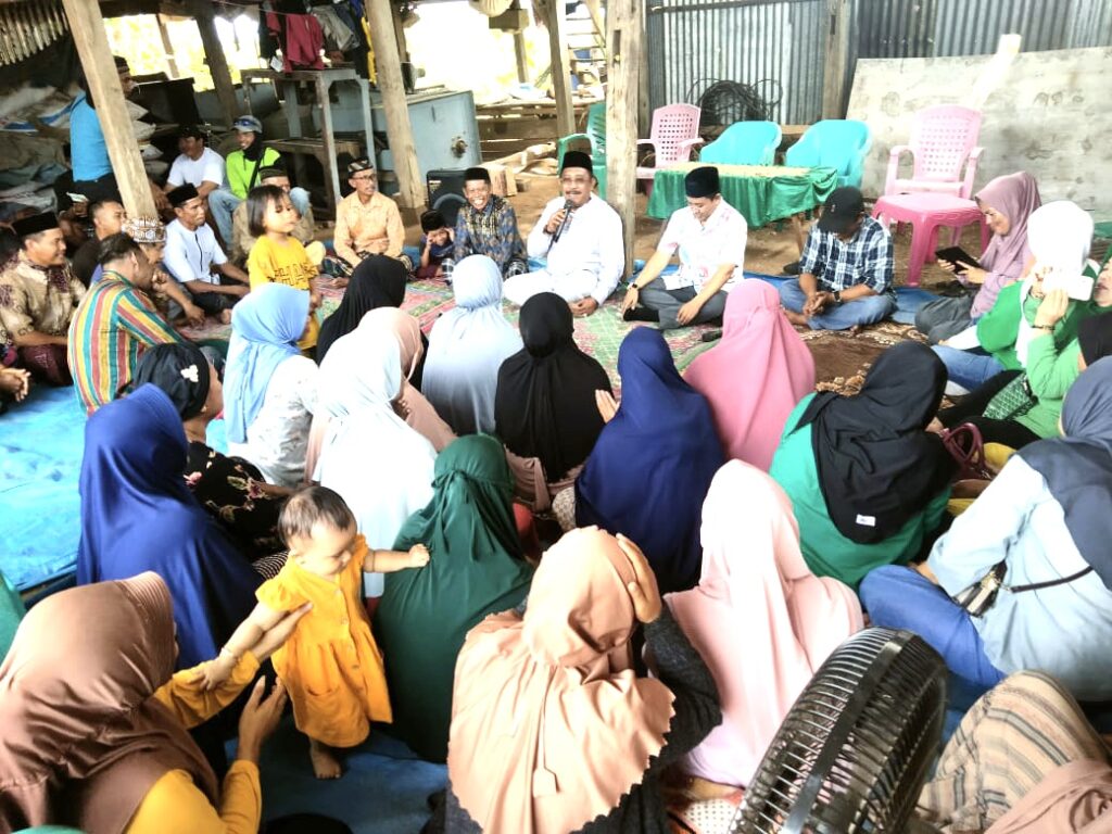 Paslon BERANI Serap Aspirasi Warga Desa Tinabite, Janjikan Perbaikan Pendidikan dan Infrastruktur