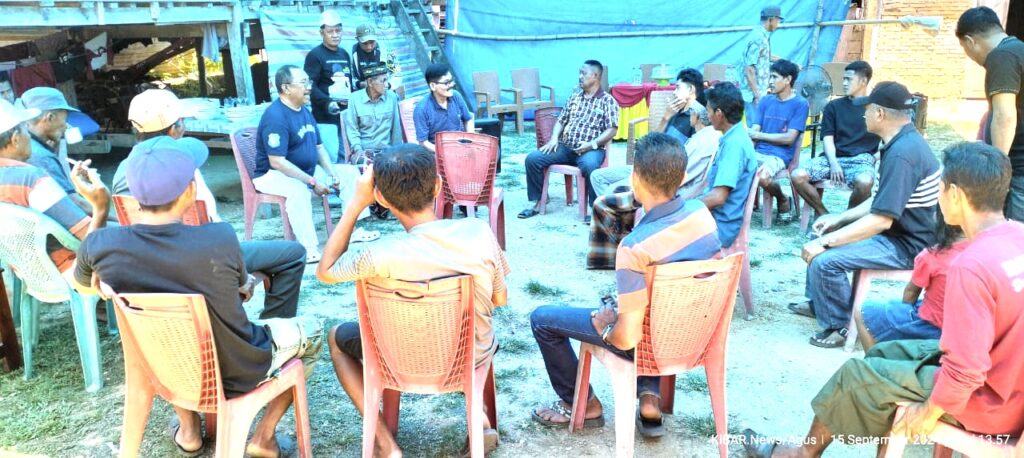 Warga Puu Waeya Keluhkan Infrastruktur, Burhanuddin Janjikan Perbaikan Jika Terpilih