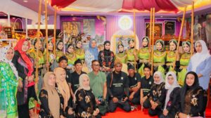 Ketua Dekranasda Bombana Dukung Peserta Lomba Tari Lulo Alu di HUT Sultra ke-61