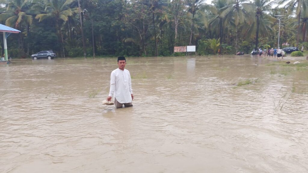 Bupati Bombana Minta Balai Sungai Intervensi Penanganan Banjir di Tontonunu