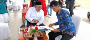 Bupati Bombana Cek Absen PNS Usai Upacara Pancasila, Tegaskan Disiplin Bagian dari Nilai Luhur
