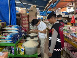 Polisi Bombana Pastikan Tak Ada Beras Oplosan dan Penimbunan di Pasar Tradisional