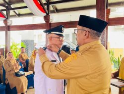Burhanuddin Tekankan Integritas dan Kerja Sama pada Pelantikan Penjabat Kepala Desa di Bombana