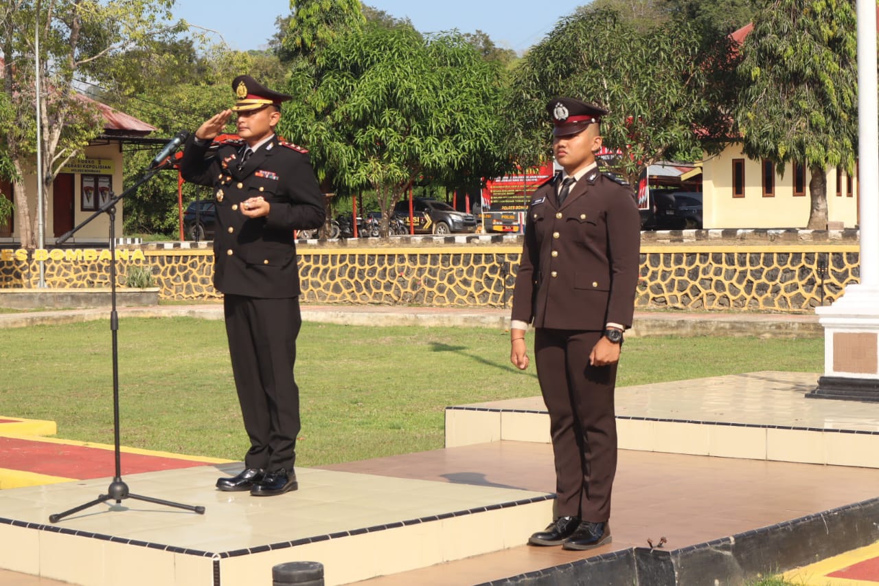 Ketgam : Kapolres Bombana AKBP Wisnu Hadi,S.I.K.,M.I.K Saat Menjadi Inspektur Upacara Peringatan Hari Kesaktian Pancasila di Lapangan Apel Tatag Trawang Tungga Polres Bombana Rabu 1 Oktober 2025