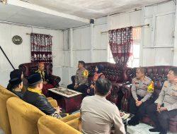 Kapolres Bombana Silaturahmi ke Raja Kabaena, Ziarah ke Makam Leluhur