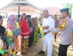 Polres Bombana Bagikan 100 Paket Sembako untuk Warga Kurang Mampu Peringati HUT Bhayangkara ke-80