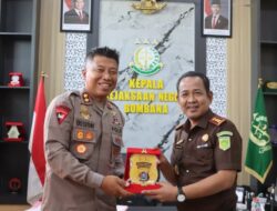 Kapolres dan Kajari Bombana Perkuat Sinergi Penegakan Hukum