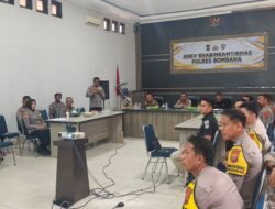 Kapolres Bombana Pimpin Anev Bhabinkamtibmas, Ini Pesan Tegas untuk Personel