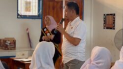 Cegah Tindak Kekerasan, Kanit PPA Polres Bombana Menjadi Guru Satu Hari di SMA Negeri 03